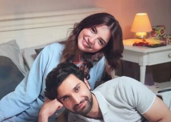 Fans Warn Dananeer Mobeen Against Marrying Ahad Raza Mir
