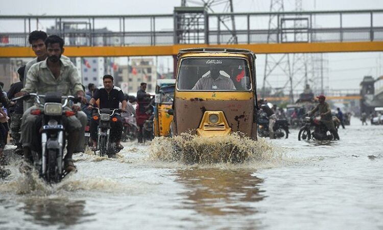 Heavy Rains Batter Karachi, Leave Six Dead as Authorities Declare Emergency