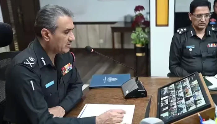 IG told to appoint educated, reputed SHOs