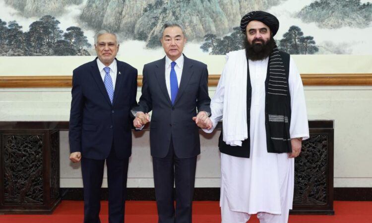 Chinese FM Wang Yi to Visit Islamabad for Strategic Dialogue, Trilateral Talks with Afghanistan