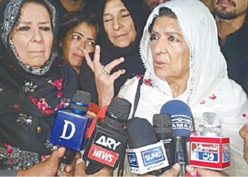 Tarar criticises Imran Khan’s sisters for speaking to Indian media