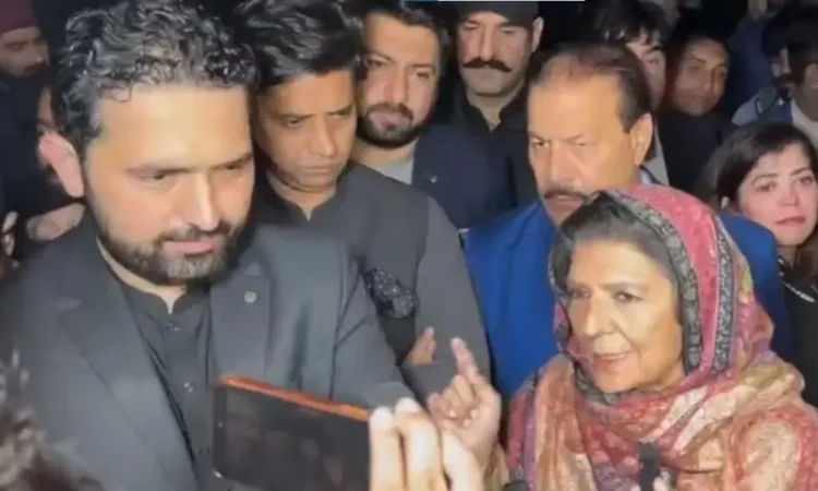 KP CM Questions Govt’s Intent for Talks, Vows to Push PTI Street Movement