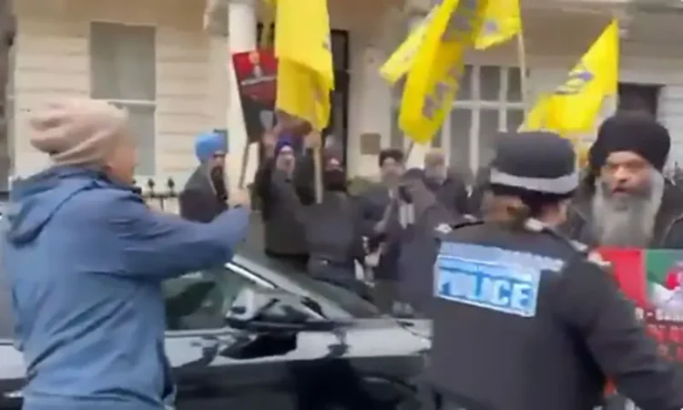 Tensions Flare Outside Bangladeshi High Commission in London During Rival Protests