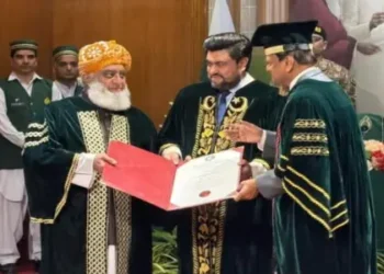 Maulana Fazlur Rehman Receives Honorary Doctorate at Governor House Sindh