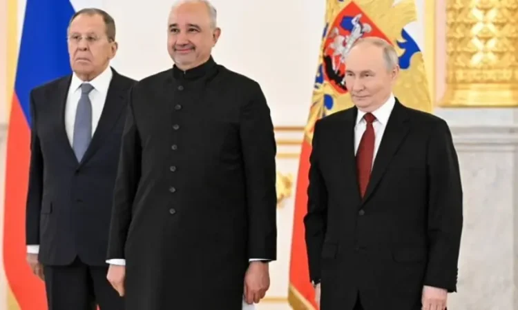 Putin Calls Pakistan-Russia Ties Mutually Beneficial, Vows Closer Cooperation