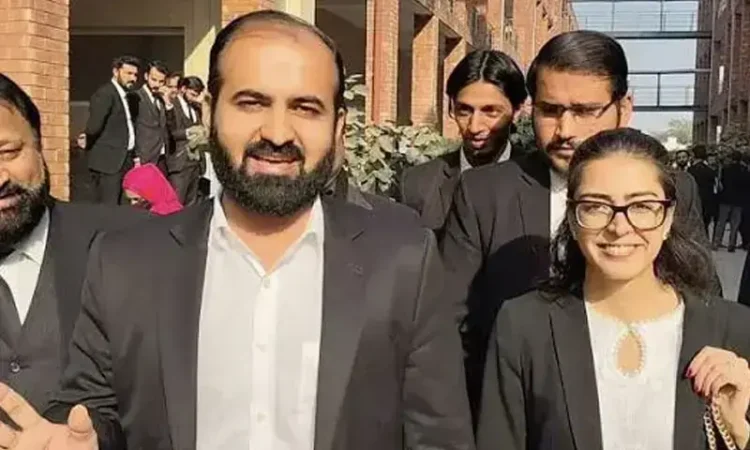 Imaan Mazari, Husband Seek DG ISPR as Witness in Cybercrime Case