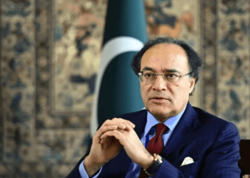 Some firms are exiting Pakistan amid high taxes, while 20 new foreign investors have entered the market: Finance Minister