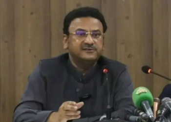 Major Operation Against Katcha Area Dacoits Launched in Sindh
