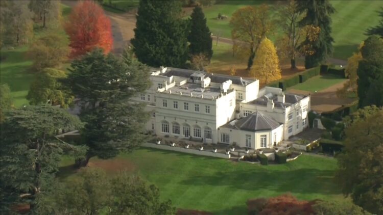 Police Continue Search of Prince Andrew’s Former Home Amid Public Office Misconduct Probe