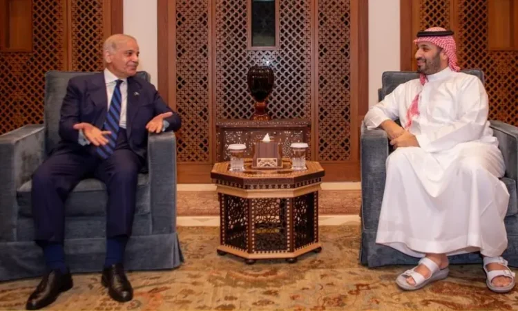 PM Shehbaz Sharif meets Saudi Crown Prince in Jeddah, reaffirms Pakistan’s solidarity with Saudi Arabia