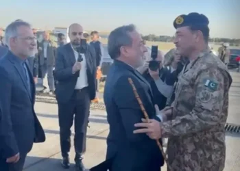 Pakistan Intensifies Mediation as Army Chief Arrives in Tehran