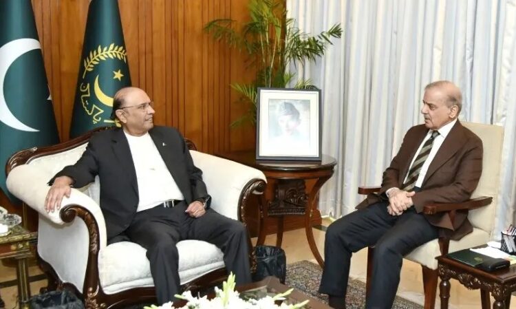 PM Shehbaz Briefs President Zardari on Iran-US Dialogue, Upcoming Saudi and Turkiye Visits