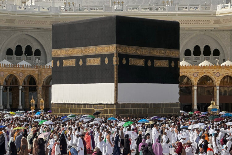 More than 1.5 million pilgrims gather in Makkah for Haj amid Middle East peace hopes