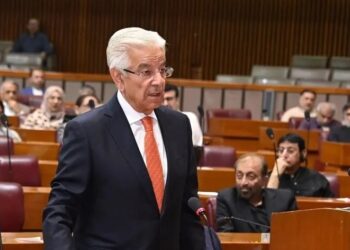 PPP Criticises Khawaja Asif’s Remarks on AJK, Bilawal Questions Minister’s Continuation in Cabinet