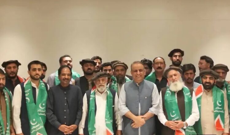 Four Independent GB Assembly Members Join IPP, Strengthening Party’s Presence in Gilgit-Baltistan
