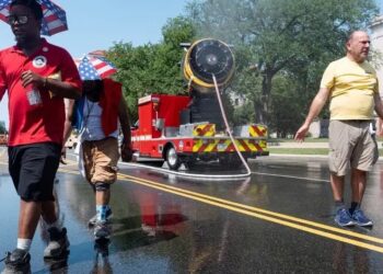 Record Heat Wave Disrupts US Independence Day Celebrations, Forces Event Cancellations Across Multiple States