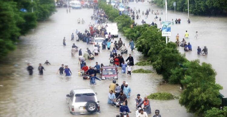 PMD Forecasts Widespread Rain, Thunderstorms Across Pakistan; Urban Flooding Alert Issued for Major Cities