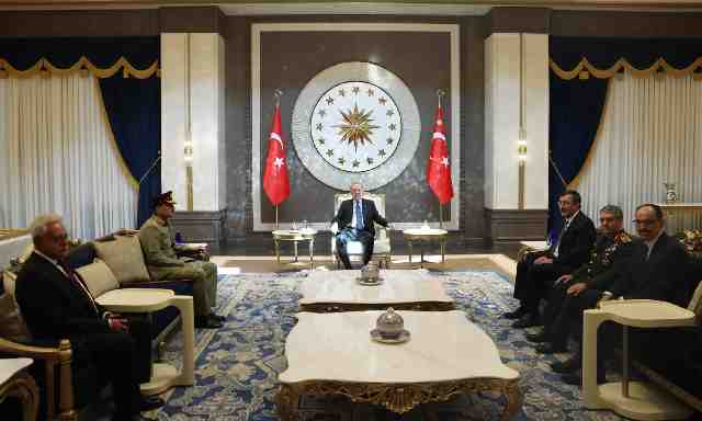 President Erdoğan Meets Field Marshal Asim Munir, Reaffirms Pakistan-Türkiye Strategic Partnership