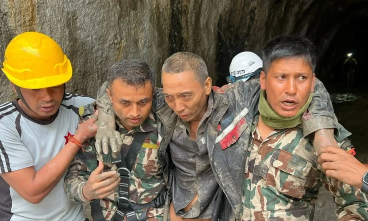 Chinese National Rescued Alive from Buried Tunnel 10 Days After Nepal Flood Disaster