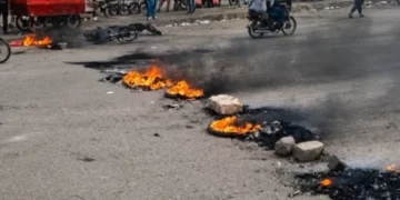 JI Workers Arrested in Karachi as Nationwide Strike Continues; Government, Party Agree on Committees to Discuss Petroleum Levy
