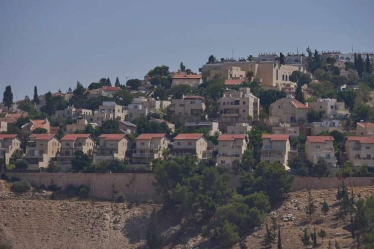 Pakistan Welcomes UK Ban on Imports from Israeli Settlements in West Bank